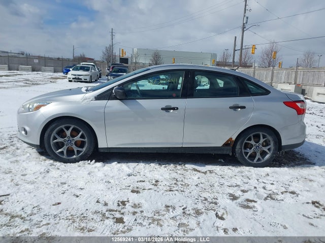 2014 Ford Focus S მანქანა იყიდება აუქციონზე, vin: 1FADP3E22EL303818, აუქციონის ნომერი: 12569241