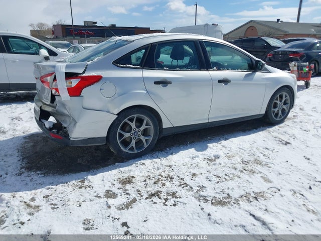 2014 Ford Focus S მანქანა იყიდება აუქციონზე, vin: 1FADP3E22EL303818, აუქციონის ნომერი: 12569241