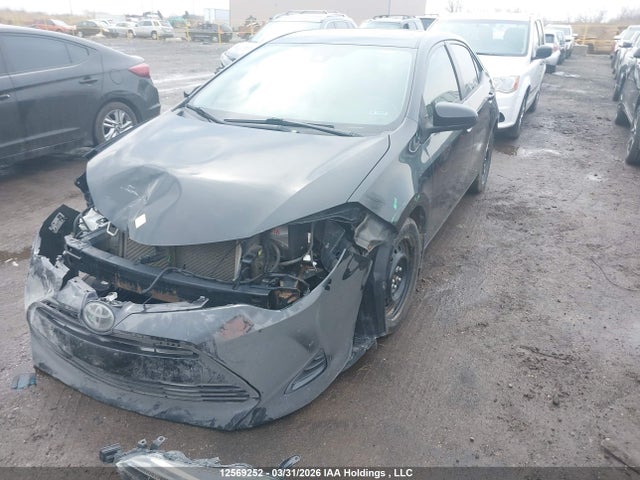 Toyota COROLLA LE 2018 2T1BURHE0JC082790 Image 2
