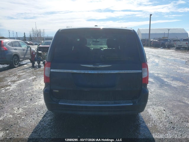 Продажа на аукционе авто 2015 Chrysler Town & Country Touring-l, vin: 2C4RC1CG3FR693173, номер лота: 12569295