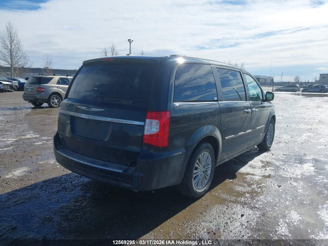 Продажа на аукционе авто 2015 Chrysler Town & Country Touring-l, vin: 2C4RC1CG3FR693173, номер лота: 12569295