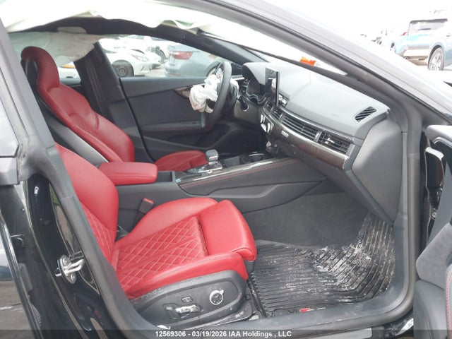 WAUB4CF55SA017887 Audi S5 Prestige