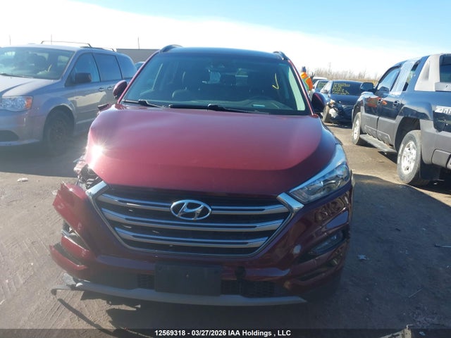 KM8J3CA29JU652215 Hyundai Tucson Limited/sport And Eco/se
