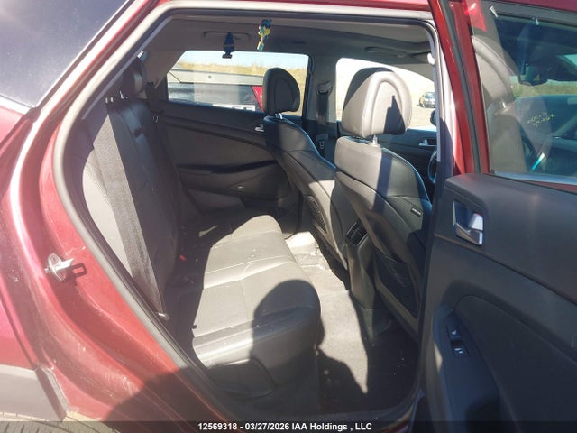 KM8J3CA29JU652215 Hyundai Tucson Limited/sport And Eco/se