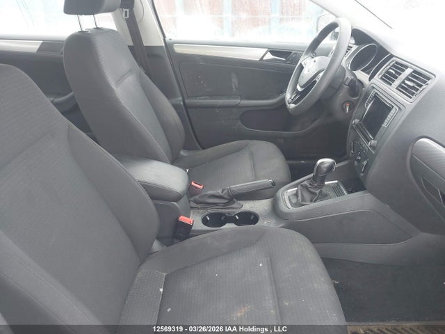 Продажа на аукционе авто 2017 Volkswagen Jetta 1.4 Tsi Trendline+, vin: 3VW2B7AJXHM328910, номер лота: 12569319