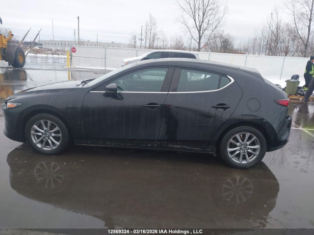 JM1BPALLXM1348324 Mazda 3 Preferred