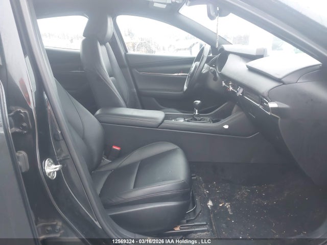 JM1BPALLXM1348324 Mazda 3 Preferred