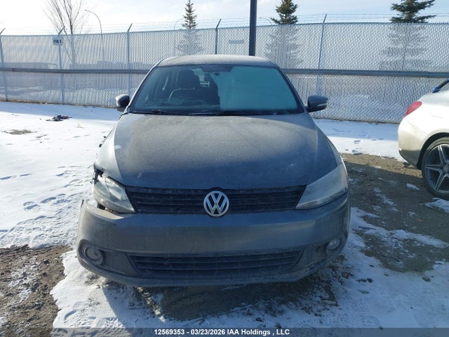 3VW1K7AJ6EM253923 Volkswagen Jetta 2.0l Trendline/2.0l Trendline+