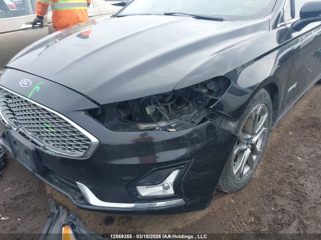 Продажа на аукционе авто 2019 Ford Fusion Hybrid Titanium, vin: 3FA6P0RU1KR155547, номер лота: 12569355