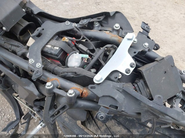Yamaha Yzfr7 2024 JYARM38N5RA001256 Image 19