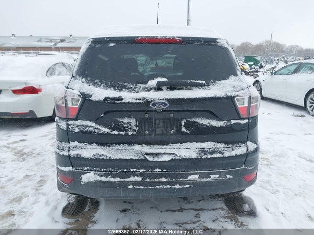 2017 Ford Escape S მანქანა იყიდება აუქციონზე, vin: 1FMCU0F7XHUB92825, აუქციონის ნომერი: 12569357