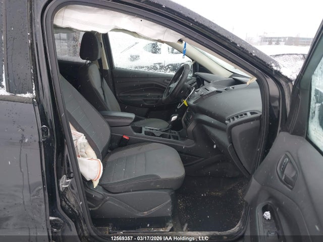 2017 Ford Escape S მანქანა იყიდება აუქციონზე, vin: 1FMCU0F7XHUB92825, აუქციონის ნომერი: 12569357