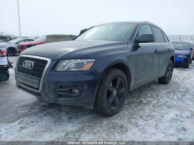 2012 Audi Q5 Premium Plus მანქანა იყიდება აუქციონზე, vin: WA1LKCFP0CA043307, აუქციონის ნომერი: 12569360
