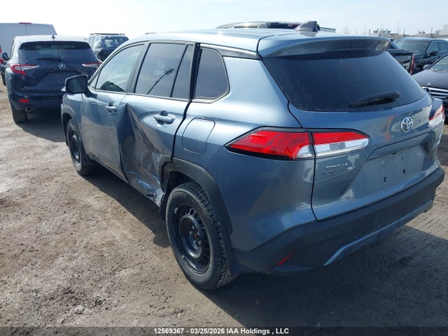 2025 Toyota Corolla Cross მანქანა იყიდება აუქციონზე, vin: 7MUCAABG4SV131013, აუქციონის ნომერი: 12569367