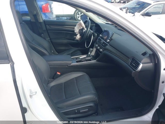 1HGCV1F93NA800689 Honda Accord Touring 1.5t
