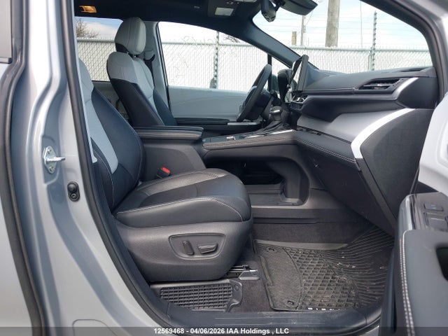 5TDGSKFC8SS206981 Toyota Sienna Xse 7-passenger