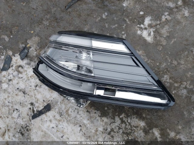 2017 Nissan Rogue Sv/sl მანქანა იყიდება აუქციონზე, vin: 5N1AT2MV7HC797186, აუქციონის ნომერი: 12569481