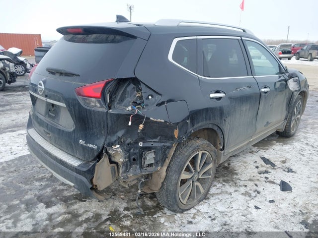 2017 Nissan Rogue Sv/sl მანქანა იყიდება აუქციონზე, vin: 5N1AT2MV7HC797186, აუქციონის ნომერი: 12569481