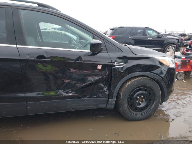1FMCU0GX3EUD11356 Ford ESCAPE SE