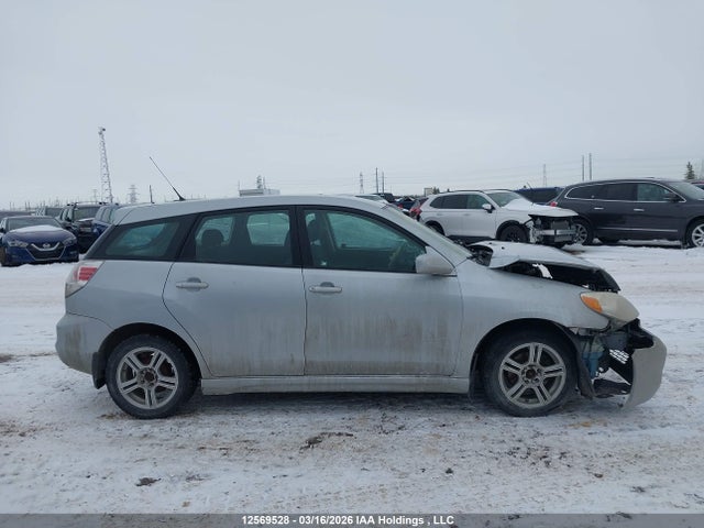 12569528 :رقم المزاد ، 2T1KR32E16C606236 vin ، 2006 Toyota Matrix Xr/xrs مزاد بيع