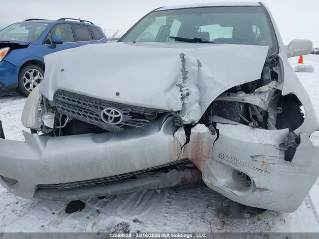 12569528 :رقم المزاد ، 2T1KR32E16C606236 vin ، 2006 Toyota Matrix Xr/xrs مزاد بيع