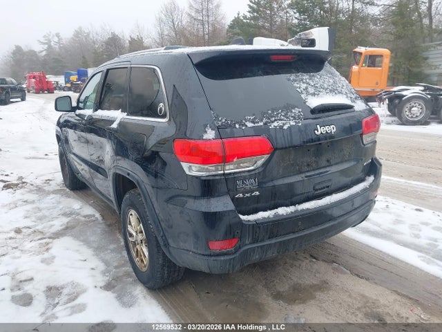 1C4RJFAG8JC364914 Jeep Grand Cherokee Laredo