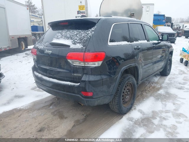 1C4RJFAG8JC364914 Jeep Grand Cherokee Laredo