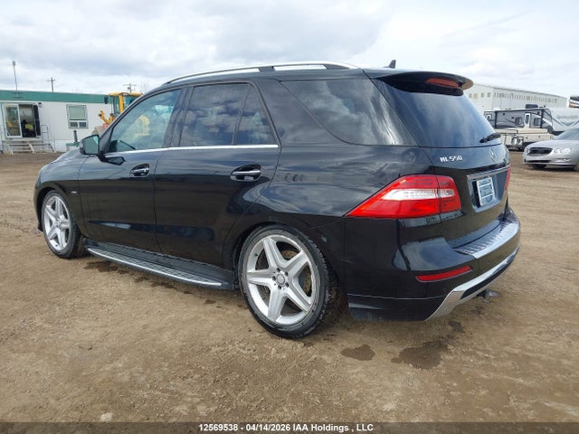 12569538 :رقم المزاد ، 4JGDA7DB7CA056546 vin ، 2012 Mercedes-benz Ml 550 4matic مزاد بيع