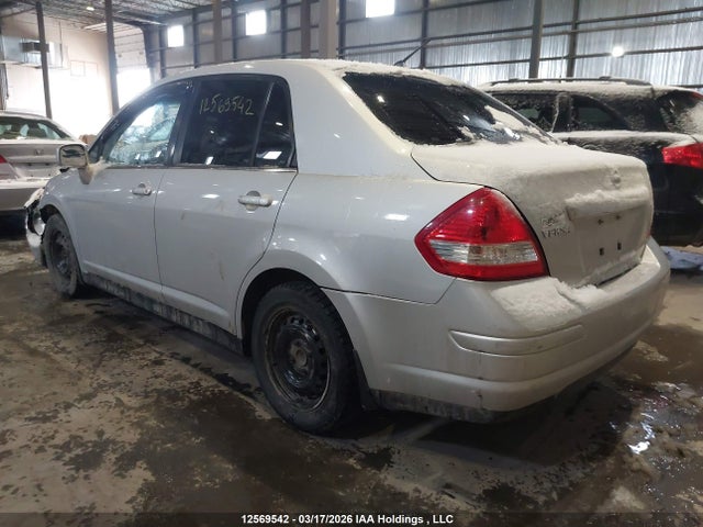 2007 Nissan Versa 1.8s მანქანა იყიდება აუქციონზე, vin: 3N1BC11E97L418735, აუქციონის ნომერი: 12569542