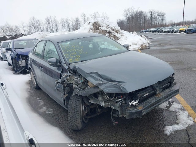 3VW1K7AJ5EM253900 Volkswagen JETTA S