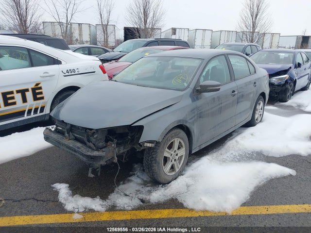 3VW1K7AJ5EM253900 Volkswagen JETTA S