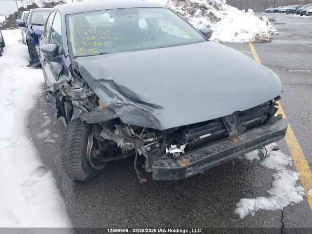 3VW1K7AJ5EM253900 Volkswagen JETTA S