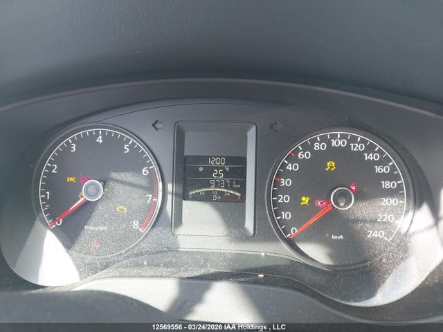3VW1K7AJ5EM253900 Volkswagen JETTA S