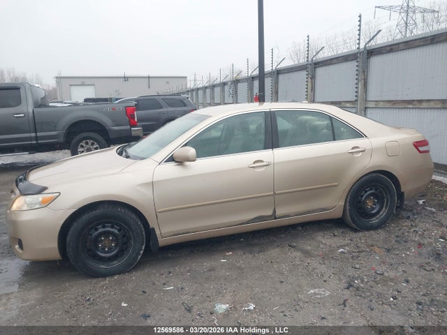 2010 Toyota Camry Le მანქანა იყიდება აუქციონზე, vin: 4T1BF3EK6AU503847, აუქციონის ნომერი: 12569586