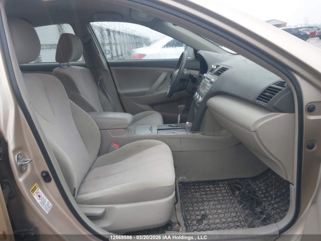 2010 Toyota Camry Le მანქანა იყიდება აუქციონზე, vin: 4T1BF3EK6AU503847, აუქციონის ნომერი: 12569586