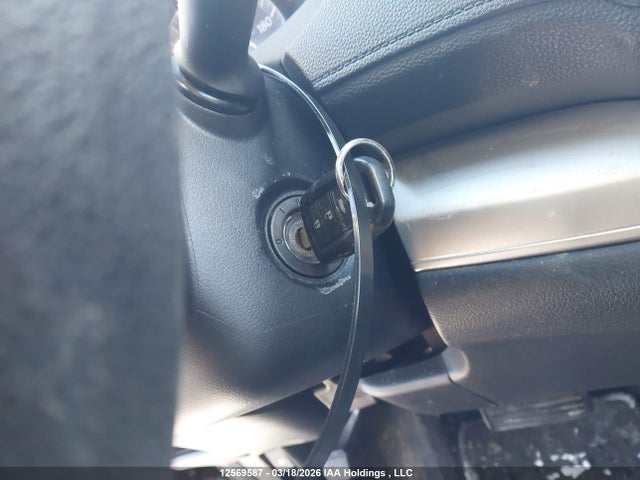 2HKRM4H32GH125581 Honda CR-V LX
