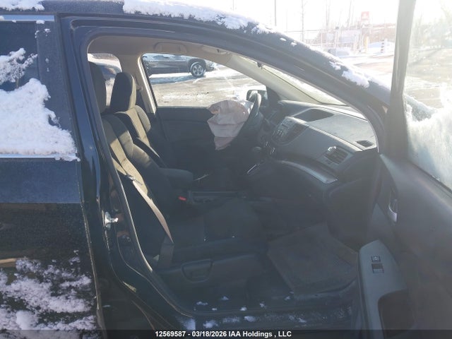 2HKRM4H32GH125581 Honda CR-V LX