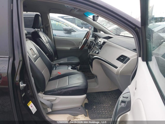 2011 Toyota Sienna Le V6 მანქანა იყიდება აუქციონზე, vin: 5TDKK3DC4BS130811, აუქციონის ნომერი: 12569599