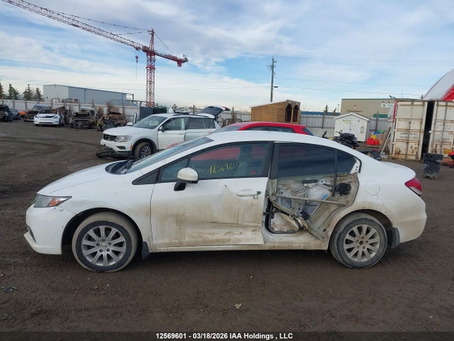 Aukcja sprzedaży 2015 Honda Civic Lx, vin: 2HGFB2E48FH041588, numer aukcji: 12569601