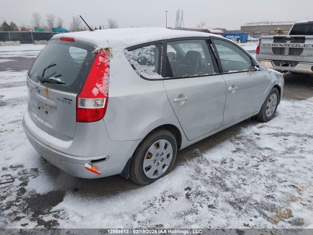 12569613 :رقم المزاد ، KMHDB8AE7BU099878 vin ، 2011 Hyundai Elantra Touring Gls مزاد بيع