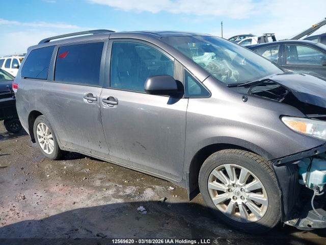 Продаж на аукціоні авто 2014 Toyota Sienna Xle 7 Passenger, vin: 5TDDK3DC7ES088499, номер лоту: 12569620