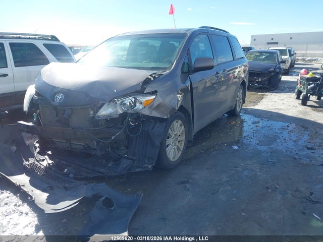 Продаж на аукціоні авто 2014 Toyota Sienna Xle 7 Passenger, vin: 5TDDK3DC7ES088499, номер лоту: 12569620