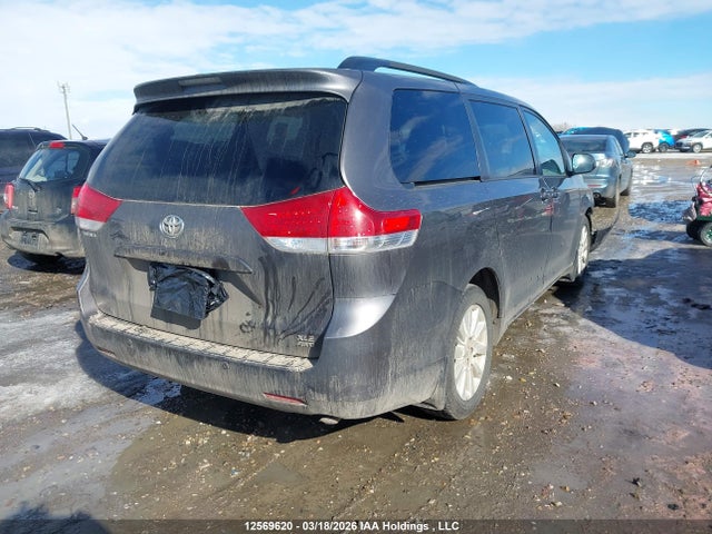 Продаж на аукціоні авто 2014 Toyota Sienna Xle 7 Passenger, vin: 5TDDK3DC7ES088499, номер лоту: 12569620