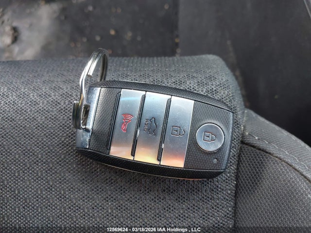 5XXGT4L34GG026290 KIA Optima Lx