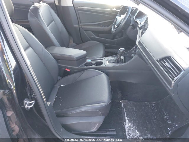 Aukcja sprzedaży 2019 Volkswagen Jetta 1.4 Tsi Highline, vin: 3VWE57BUXKM132289, numer aukcji: 12569633