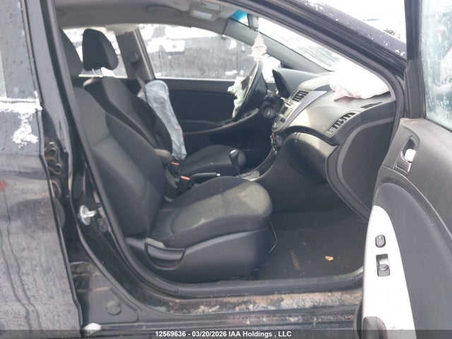 KMHCT5AE7GU286794 Hyundai ACCENT SE