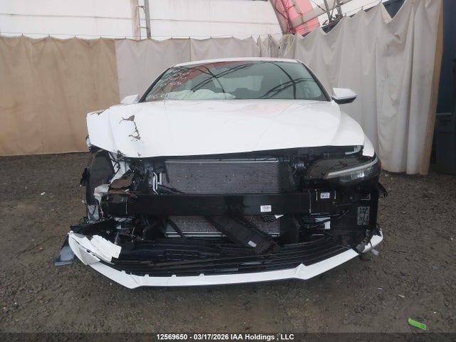KMHLM4DG6SU004996 Hyundai Elantra Preferred With Tech Package