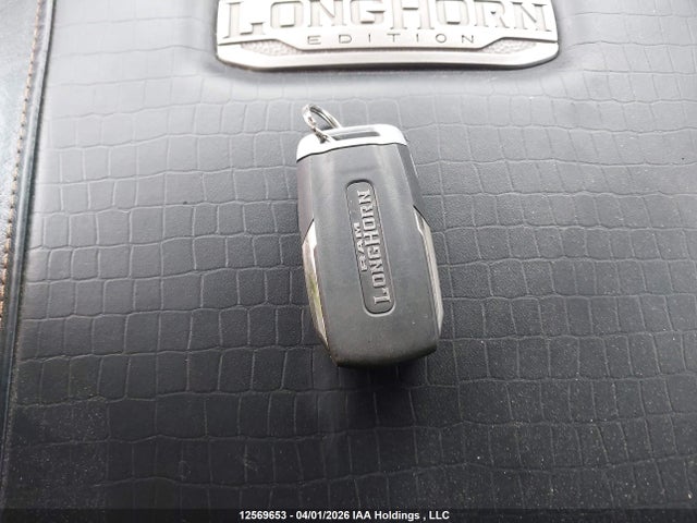 12569653 :رقم المزاد ، 1C6SRFKT4NN166113 vin ، 2022 Ram 1500 Limited Longhorn مزاد بيع