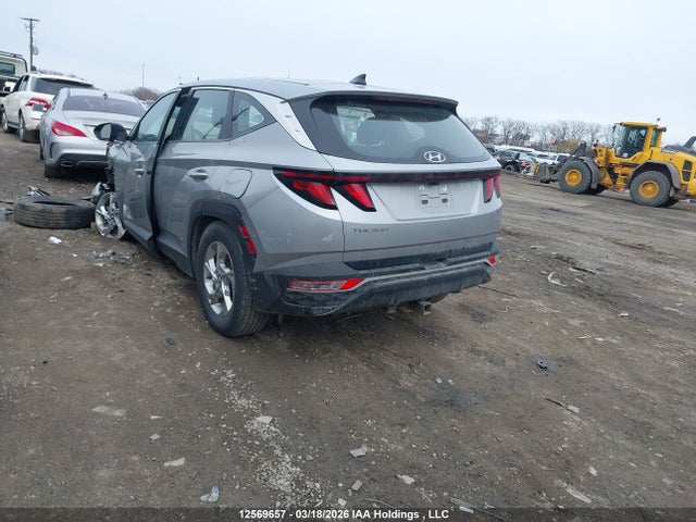 Продажа на аукционе авто 2022 Hyundai Tucson Essential Fwd, vin: KM8JB3AE1NU035247, номер лота: 12569657