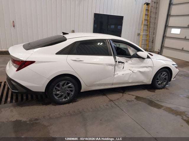 KMHLM4DG3SU902276 Hyundai Elantra Preferred